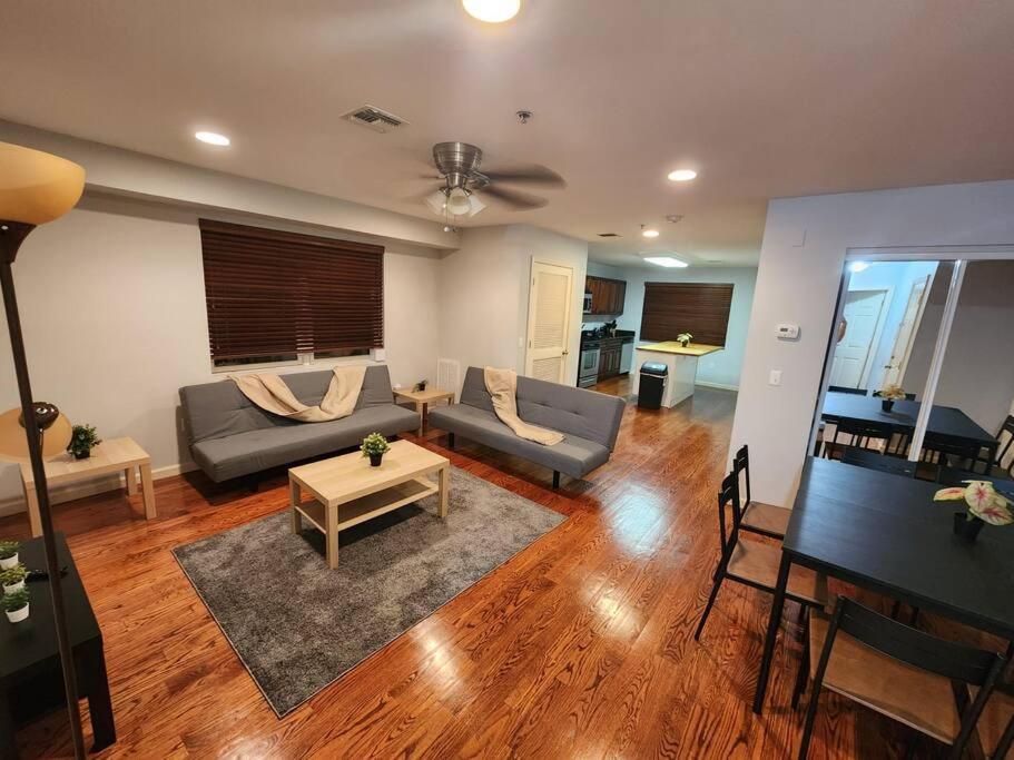 Luxury 2 Bed Apt, Mins To Nyc! Union City Eksteriør bilde